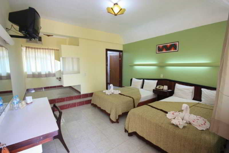 Hotel Паленке Екстериор снимка